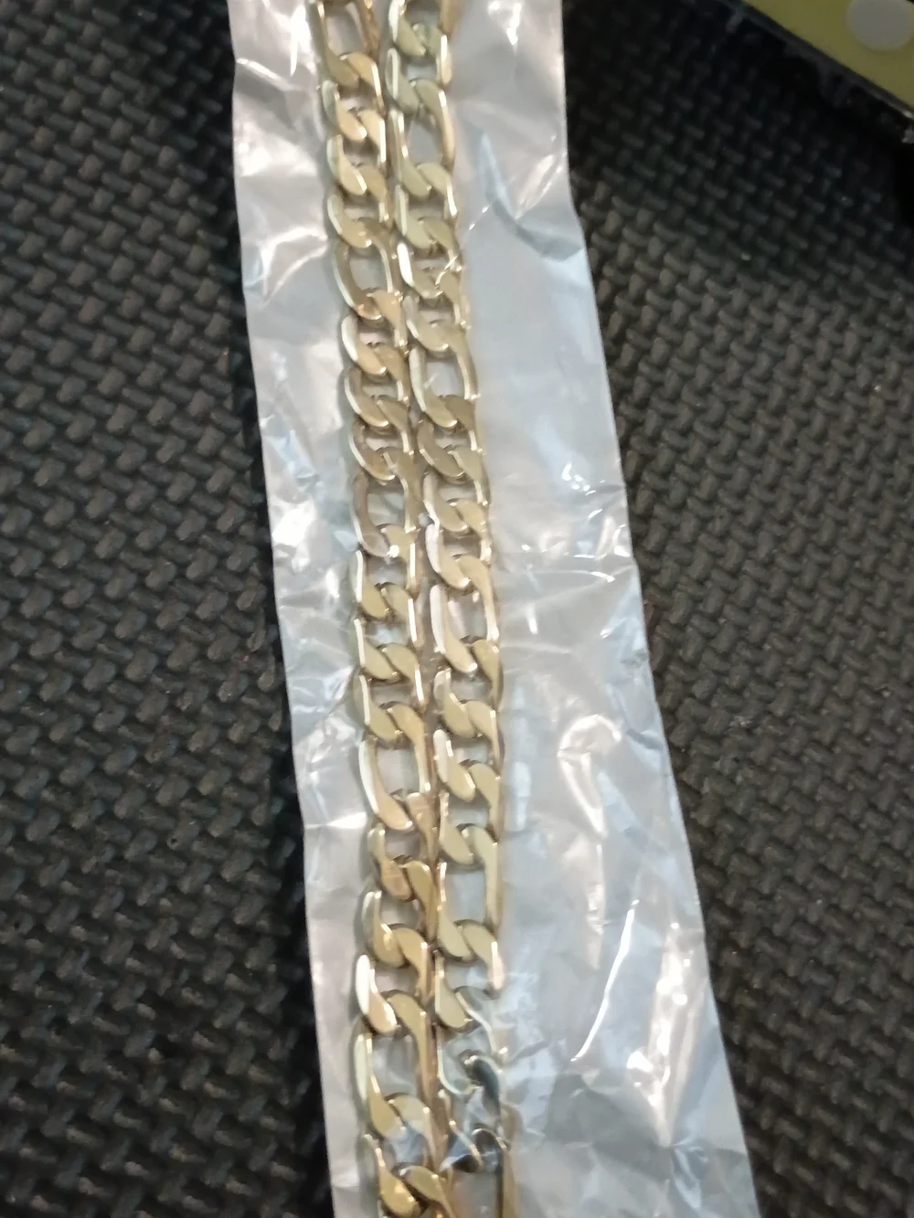 Men's Gold Cuban Link Chain Necklace - Sleek Everyday Style